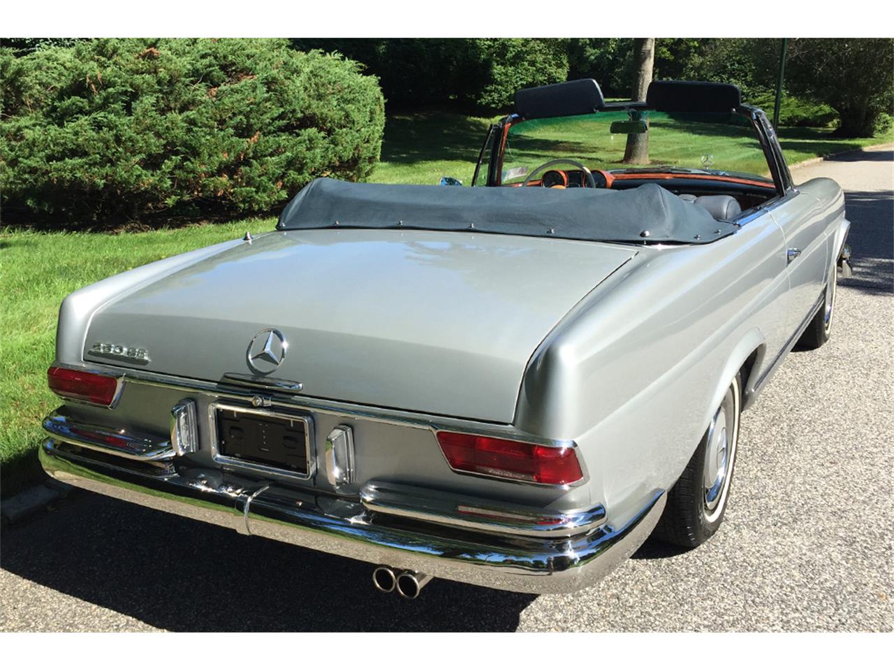 1967 Mercedes-Benz 250SE for sale in Southampton, NY – photo 4