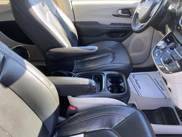 2020 Chrysler Pacifica Touring-L for sale in Lewistown, PA – photo 11
