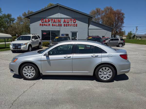 2012 Chrysler 200 Lx - - by dealer - vehicle for sale in BLUFFTON, IN