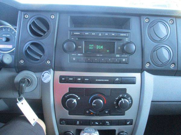 2007 Jeep Commander Sport Leather Moonroof 4x4 ~ Warranty Included for sale in Brentwood, NH – photo 15
