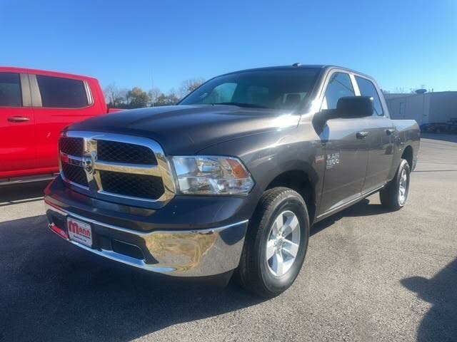 2019 RAM 1500 Classic SLT Crew Cab 4WD for sale in Richmond, KY – photo 5