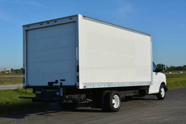 2012 GMC 3500 16ft Box Truck for sale in chambana, IL – photo 8