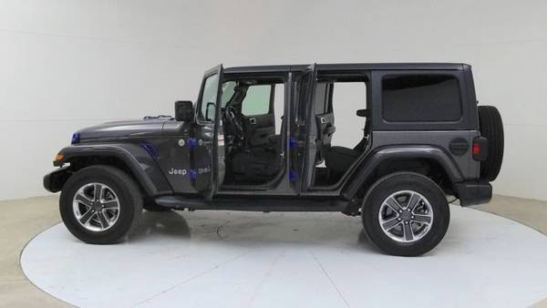 2019 Jeep Wrangler Unlimited Sahara Hard Top V6 4x4 for sale in Woodland, CA – photo 4