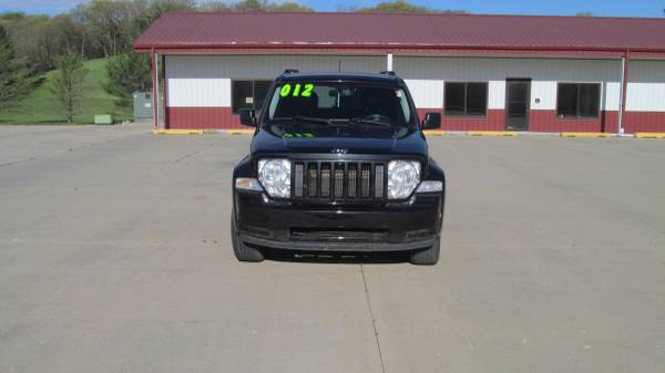 2012 Jeep Liberty Sport 4x4-LOW MILES - - by dealer for sale in Council Bluffs, MO – photo 2