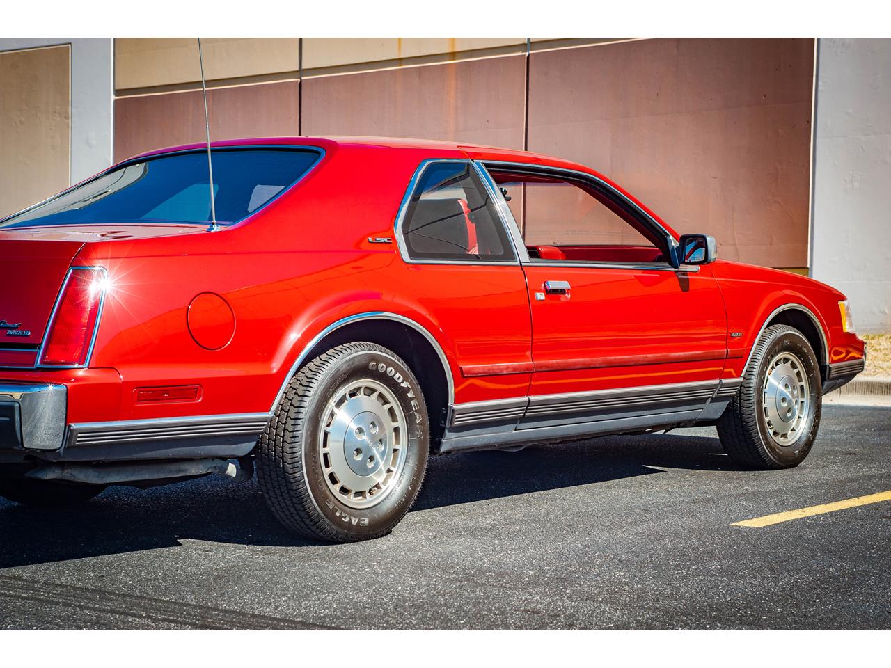 1985 Lincoln Continental for sale in O'Fallon, IL – photo 48