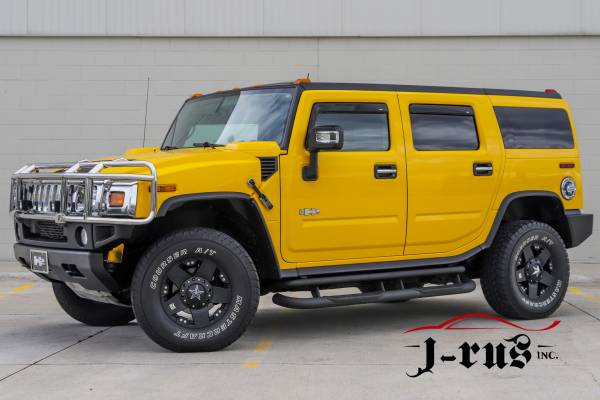 CLEAN! 2004 HUMMER H2 Base 4WD for sale in Macomb, MI