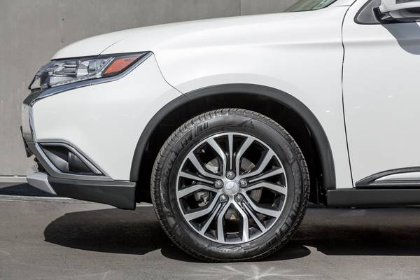 2018 Mitsubishi Outlander SE CUV for sale in Costa Mesa, CA – photo 11