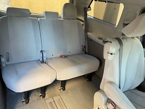 2013 Toyota Sienna LE V6 120KMI ONE OWNER SUPER CLEAN EXCE COND 4 for sale in Fountain Valley, CA – photo 12