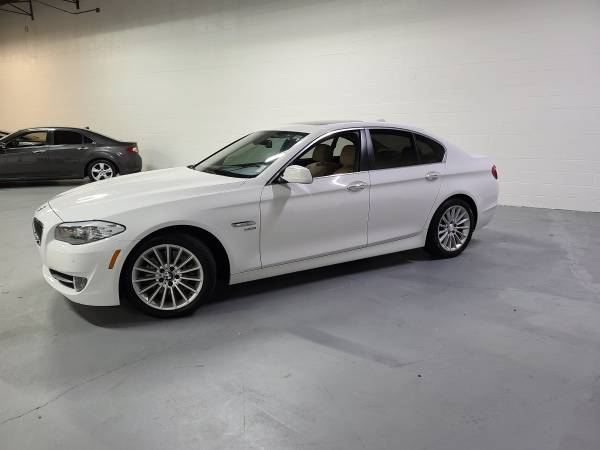 2012 BMW 535xi Luxury Line Alpine White 88k miles Carfax Value... for sale in Northbrook, IL – photo 3