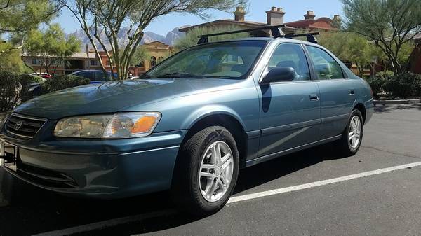 2001 Toyota Camry LE 193k Miles $1,750 for sale in Tucson, AZ