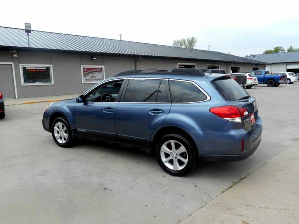 2014 Subaru Outback 4dr Wgn H4 Auto 2 5i Limited for sale in Marion, IA – photo 8
