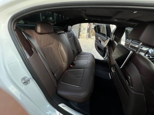 2016 BMW 750i - - by dealer - vehicle automotive sale for sale in San Bernardino, CA – photo 22