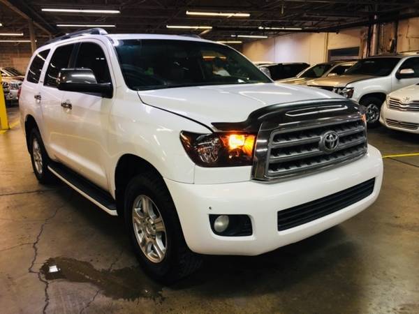 2008 Toyota Sequoia RWD 4dr LV8 6-Spd AT Ltd Your Trade ins welcome for sale in Dallas, TX – photo 4