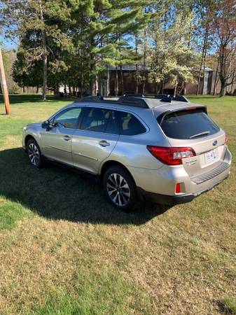 2017 Subaru Outback Limited for sale in Shawano, WI