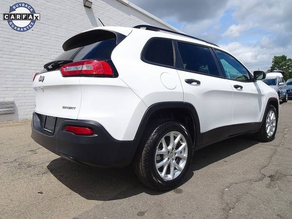 Jeep Cherokee Sport SUV Sport Utility Cheap Grand Bluetooth Used Low for sale in Lynchburg, VA – photo 3