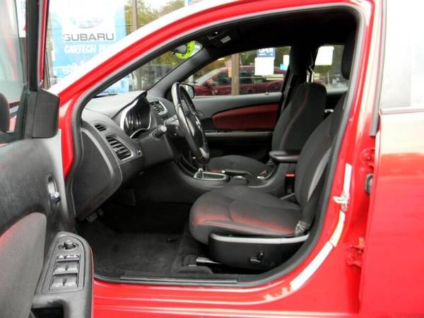 2011 Dodge Avenger MAINSTREET 3.6L V6 MID-SIZE SEDAN - cars & trucks... for sale in Plaistow, MA – photo 11