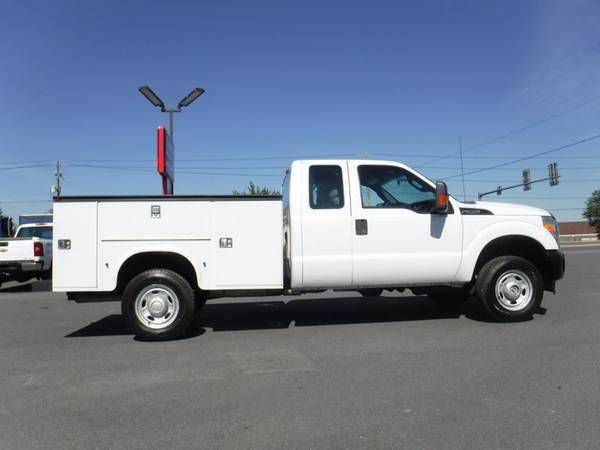 2011 *Ford* *F350* *Extended* Cab Utility 4x4 for sale in Ephrata, PA – photo 8