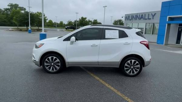 2021 Buick Encore Preferred hatchback White Frost Tricoat - cars & for sale in Bentonville, AR – photo 5
