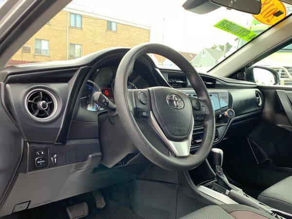 2018 Toyota Corolla 4dr Sdn Auto LE (Natl) 100% GUARANTEED APPROVAL! for sale in Chicago, IL – photo 21
