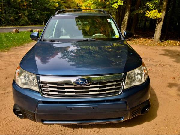 2009 Subaru Forester AWD 5 Speed - - by dealer for sale in Rochester , NY – photo 4