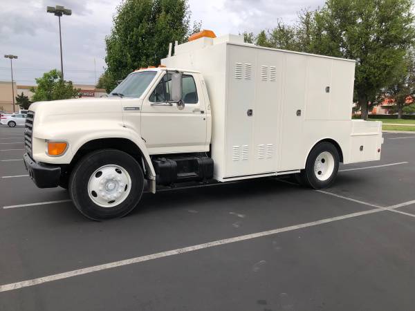 Ford F700 CA Legal for sale in Bakersfield, CA – photo 6