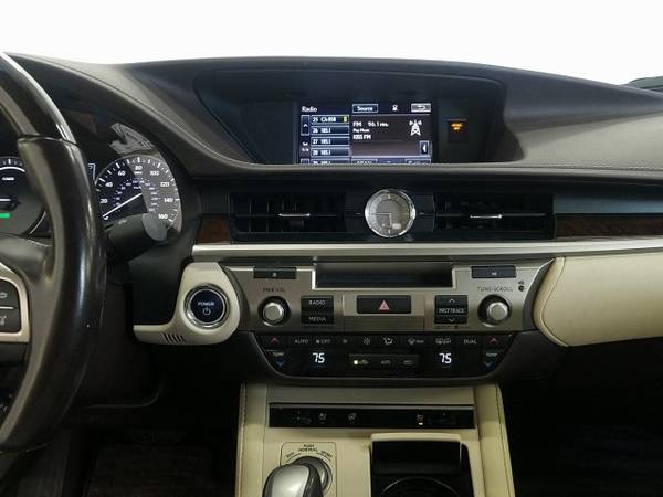 2016 Lexus ES 300h Hybrid for sale in Greeley, CO – photo 14