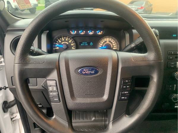 **2014 Ford F150 SuperCrew Cab XL 4X4** - cars & trucks - by dealer... for sale in Redding, CA – photo 20