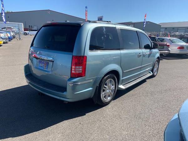 2010 Chrysler Town Country Limited - - by dealer for sale in Airway Heights, WA – photo 5
