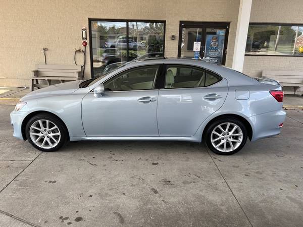 2011 Lexus IS 250 Sedan - ONLY 44, 733 Miles - - by for sale in Milford, OH – photo 5