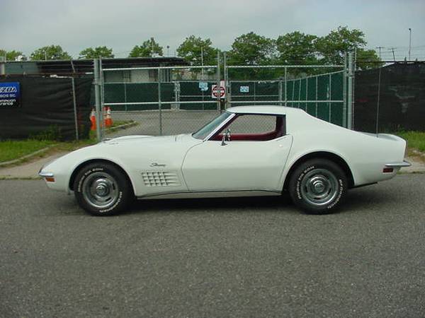 1972 Chevy Corvette(LS5/454/4Spd)Original,Survivor,Classic(Red/White) for sale in East Meadow, NY – photo 2