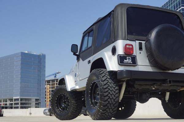 2005 Jeep Wrangler *(( Custom * Lifted 4.0L )) 6 Speed Manual for sale in Austin, TX – photo 13