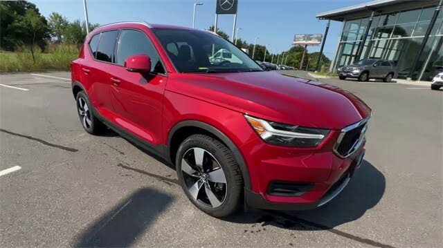 2020 Volvo XC40 T5 Momentum AWD for sale in Chicopee, MA – photo 2