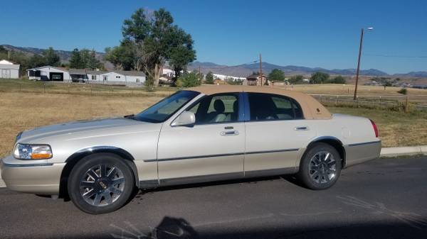 2004 Lincoln Town Car Premier Edition Livery Sedan 4D - cars &... for sale in Golden, CO