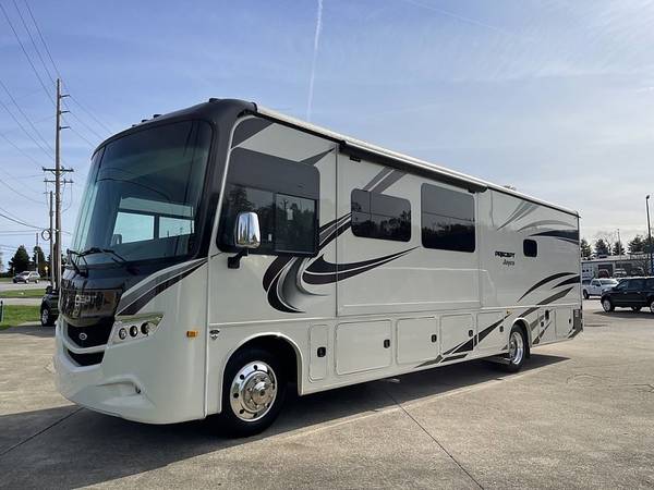 2020 Ford F53 Motorhome Chassis 242in WB DRW - - by for sale in Cincinnati, OH – photo 2