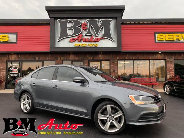 2015 Volkswagen Jetta SE - Leather & Sunroof - 42,000 miles! for sale in Oak Forest, IL