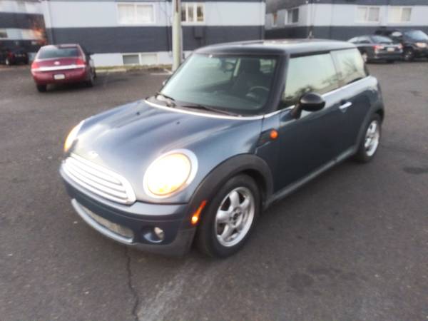 2010 mini cooper - cars & trucks - by owner - vehicle automotive sale for sale in Philadelphia, PA