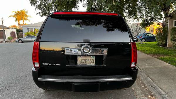 2007 Cadillac Escalade V8 - - by dealer - vehicle for sale in San Diego, CA – photo 3