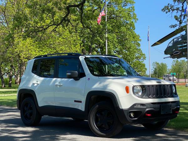 2015 Jeep Renegade Trailhawk 4x4 - - by dealer for sale in Shakopee, MN