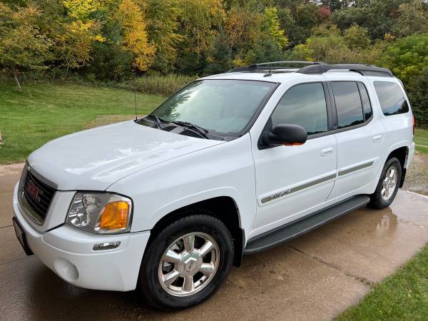 2004 GMC Envoy XL SLT 4x4 for sale in Osseo, WI – photo 5