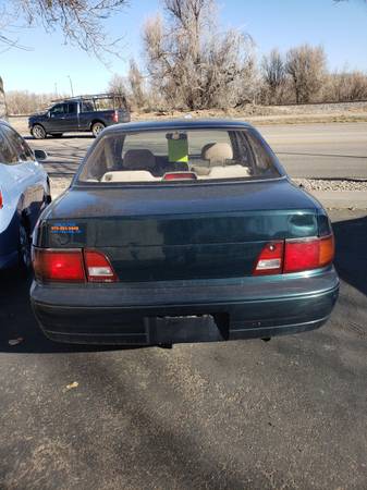 1995 Toyota Camry LE - cars & trucks - by dealer - vehicle... for sale in Fort Collins, CO – photo 3