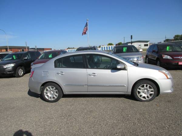 2012 Nissan Sentra 2.0 S - cars & trucks - by dealer - vehicle... for sale in Moorhead, ND – photo 6