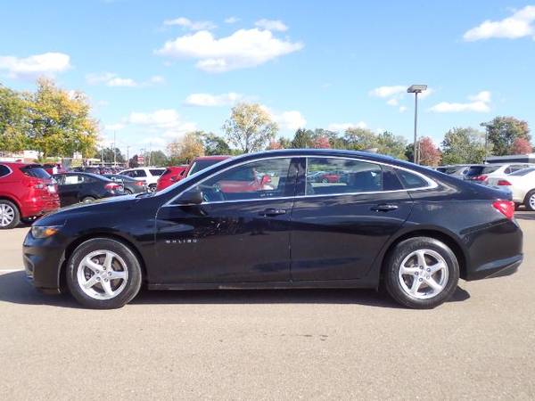 2016 Chevy Malibu Clean CARFAX. CARFAX One-Owner. - cars & trucks -... for sale in Waterford, MI – photo 2