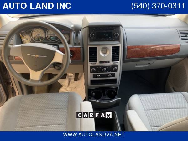 2009 CHRYSLER TOWN & COUNTRY LX Weekend Sale Price for sale in Fredericksburg, VA – photo 13