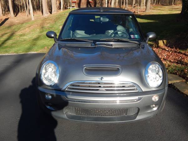 2005 Mini Cooper Sport Covertable - cars & trucks - by owner -... for sale in Leechburg, PA – photo 2