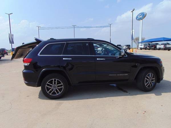 2019 Jeep Grand Cherokee Limited ( Mileage: 48, 966! for sale in Devine, TX – photo 17