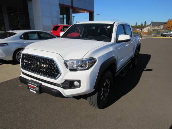 2018 Toyota Tacoma DCab TRD Off Road V6 for sale in McMinnville, OR – photo 2