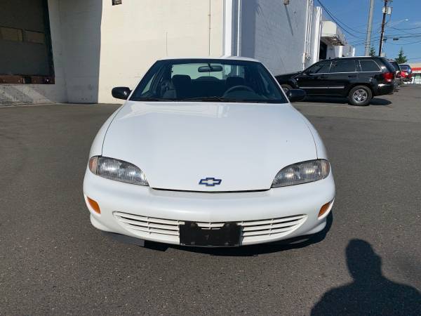 1997 Chevy Cavalier Coupe 2.2L 5 Speed Manual!! We Finance!! for sale in Seattle, WA – photo 5