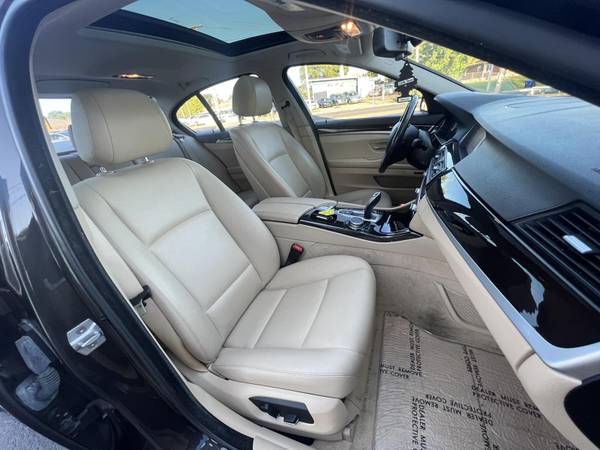 2015 BMW 528XI AWD Luxury Sedan 1-OWNER EXCELLENT CONDITION for sale in Saint Louis, MO – photo 10