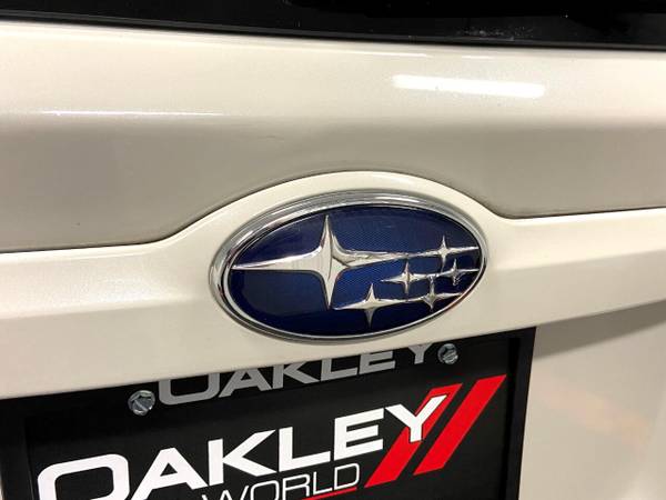 2016 Subaru Crosstrek Premium AWD hatchback White for sale in Branson West, MO – photo 19