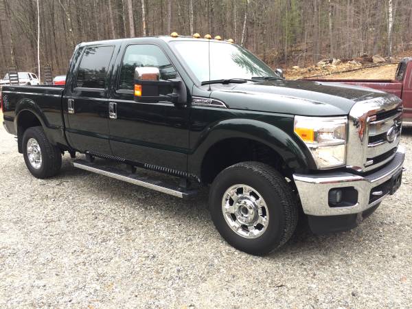 2016 Ford F350 f-350 Super Duty SRW short bed Gas XLT 4x4 Crew Cab for sale in Rochester, MA